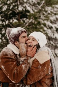Snowy Couples Engagement Photos