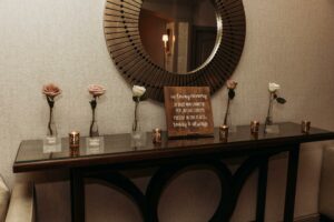Roses Memorial Table for Honoring Passed Loved Ones At Wedding