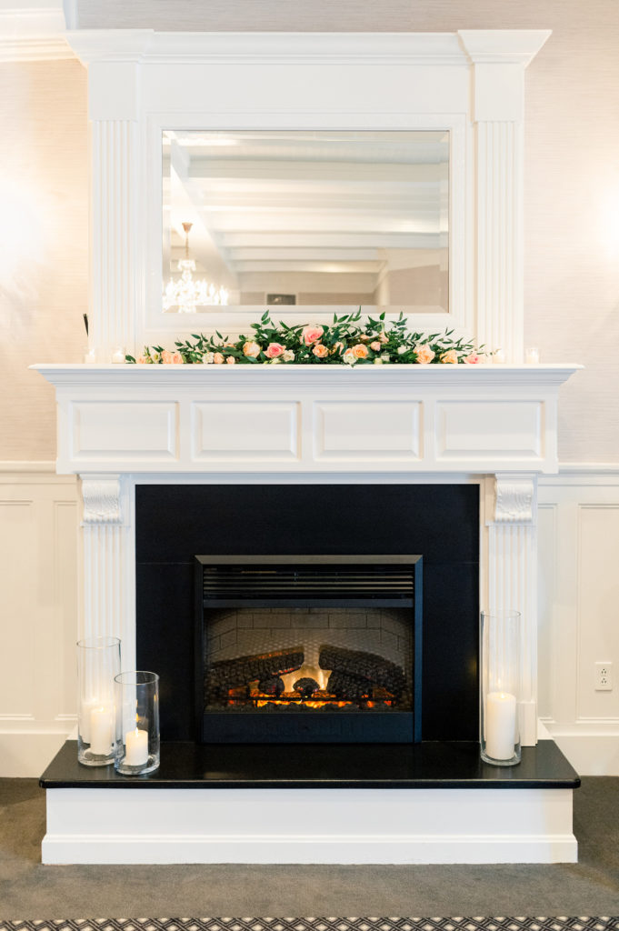 Avenir | Foyer Fireplace