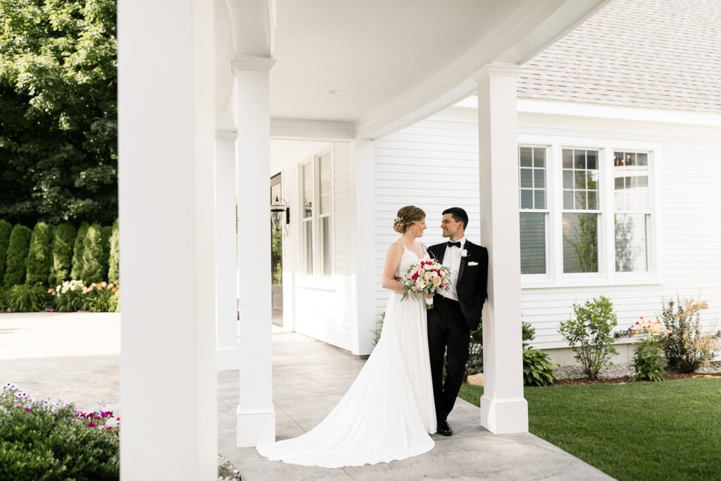 Saphire Estate | Bride and Groom Outside at Saphire Estate | Dan Aguirre Photography