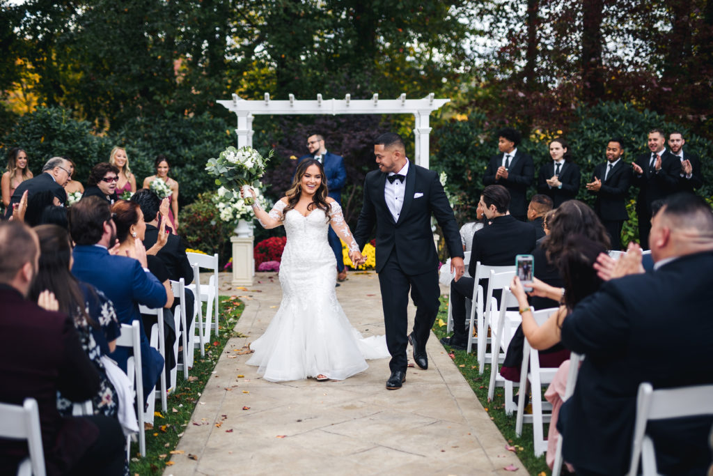Avenir | Just Married at Avenir Wedding Venue in Walpole, MA | Jason Corey Photography