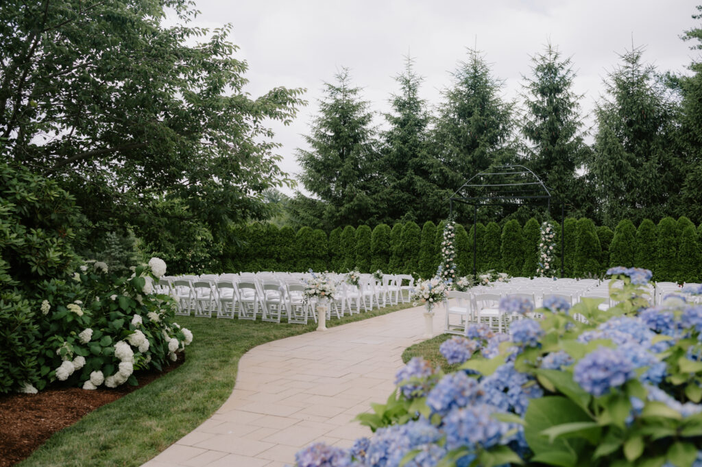 The Villa – Madera Ballroom | Outdoor Ceremony | Zhaun Frias Photography