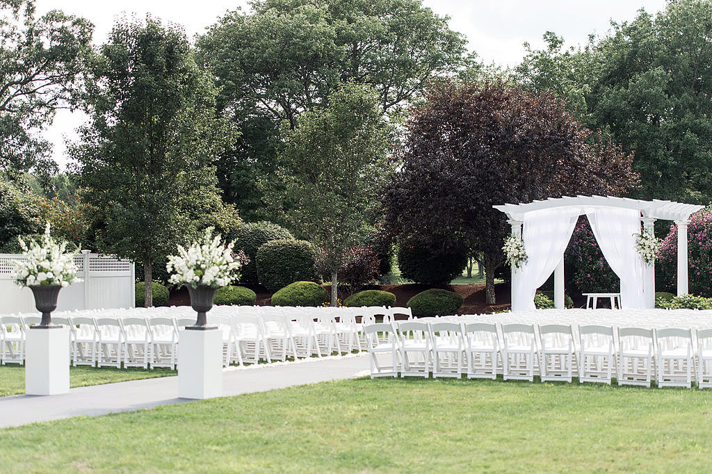 The Villa – Grand Ballroom | Outdoor Wedding Ceremony | Lynne Reznick Photography