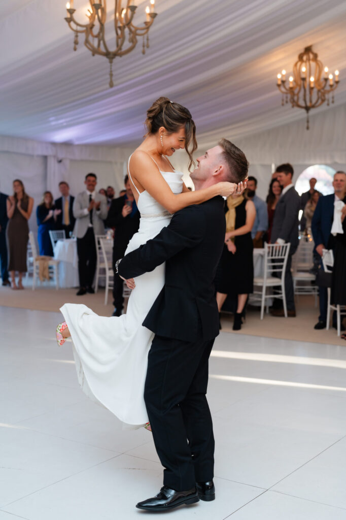 The Villa – The Tent | First Dance | Bella Gavini Photography
