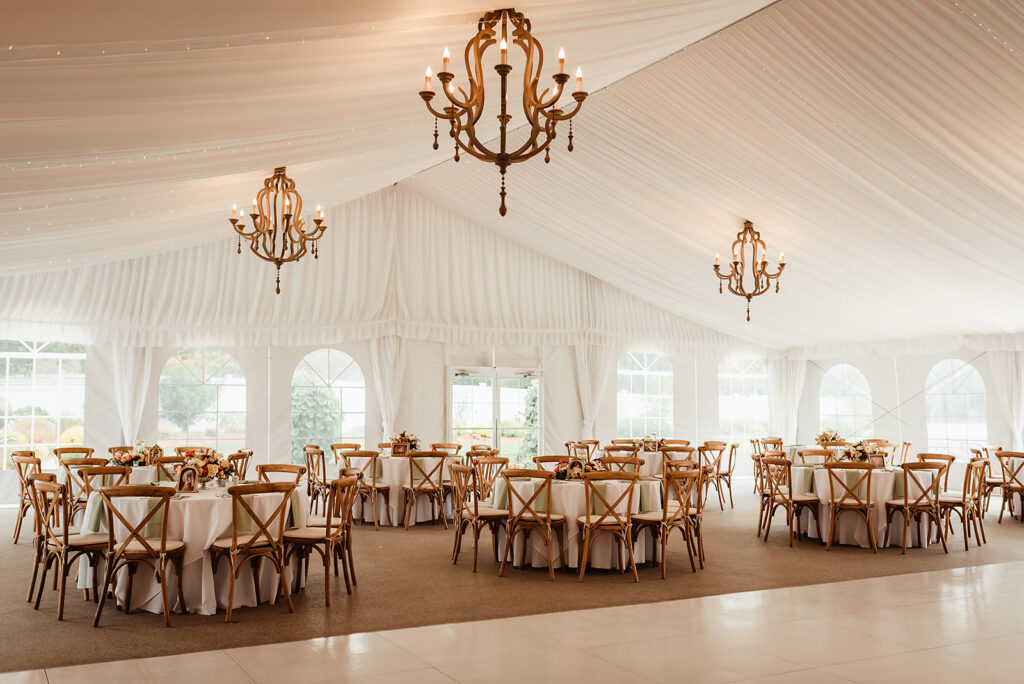 The Villa – The Tent | Tent Reception | Nicole Marcelle Photography