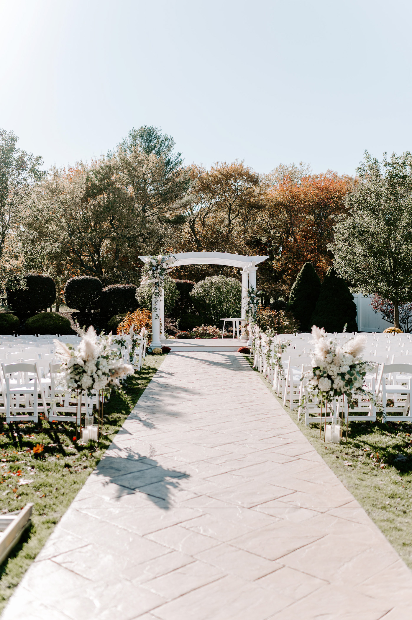 Outdoor Wedding Ceremony | Hannah Pinto Photography