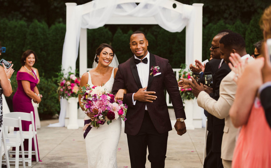 Outdoor Wedding Ceremony Recessional | Vero Amore Weddings