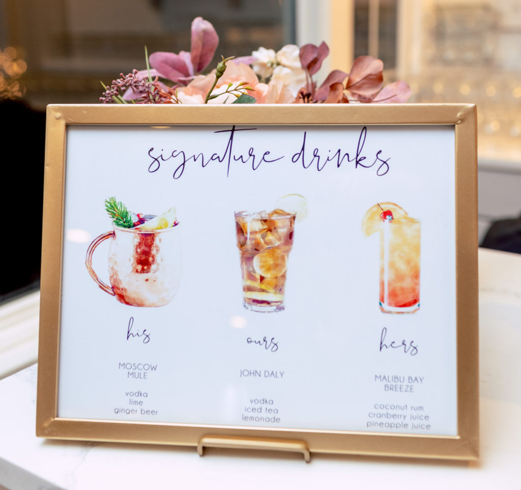Signature Cocktails are an unforgettable wedding idea for your wedding