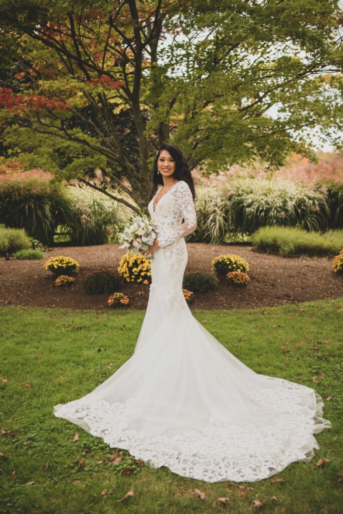 Massachusetts fall wedding bride