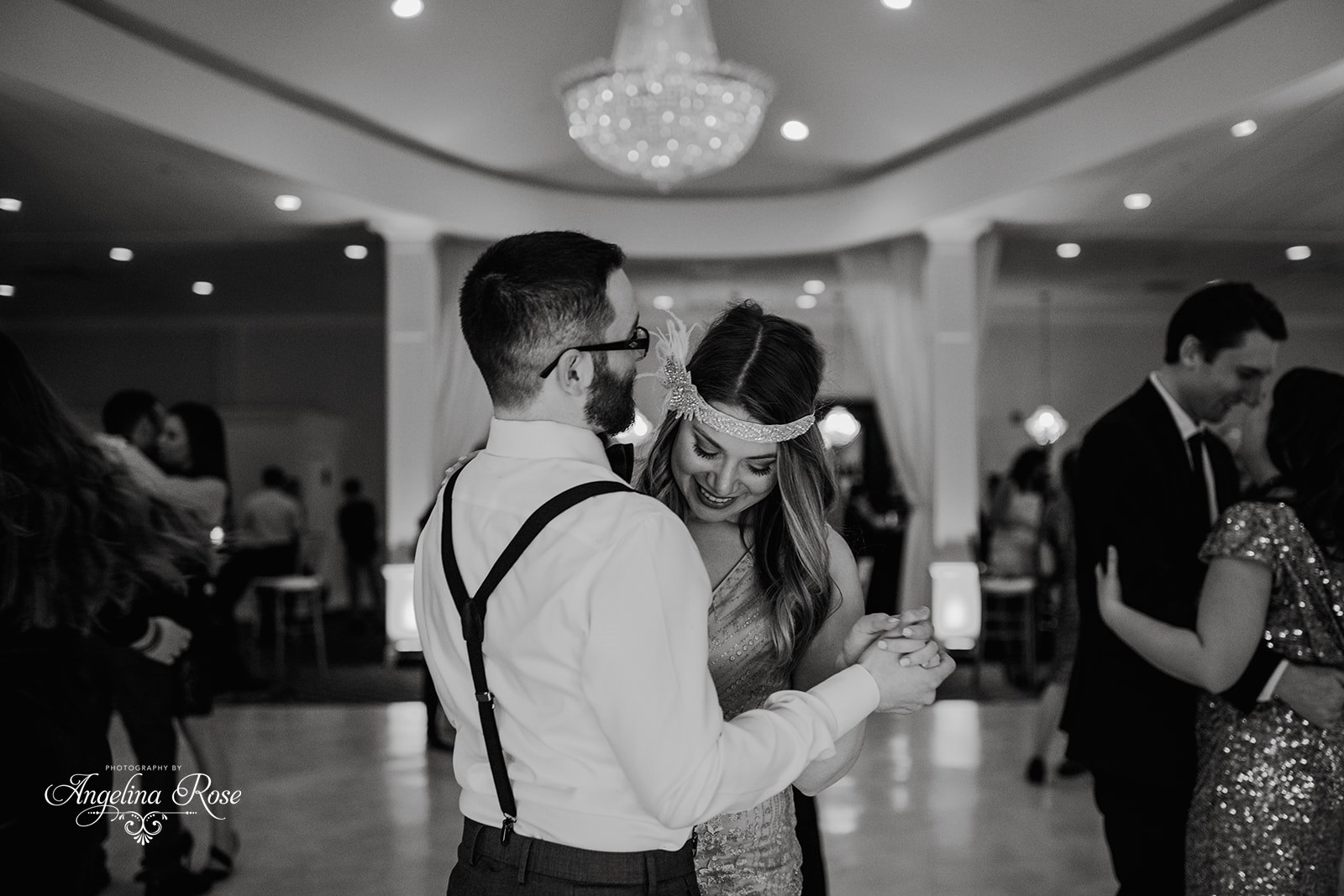 Couple Dances at a Gatsby Party at Avenir Wedding Venue, the hottest 2023 wedding trend