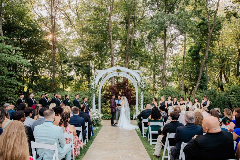 Avenir | Outdoor Ceremony | Klaar Photography