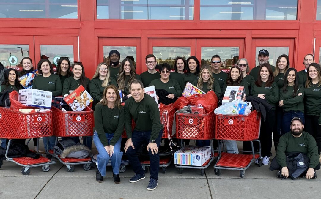 Saphire event Group Gives Back to South Shore Massachusetts