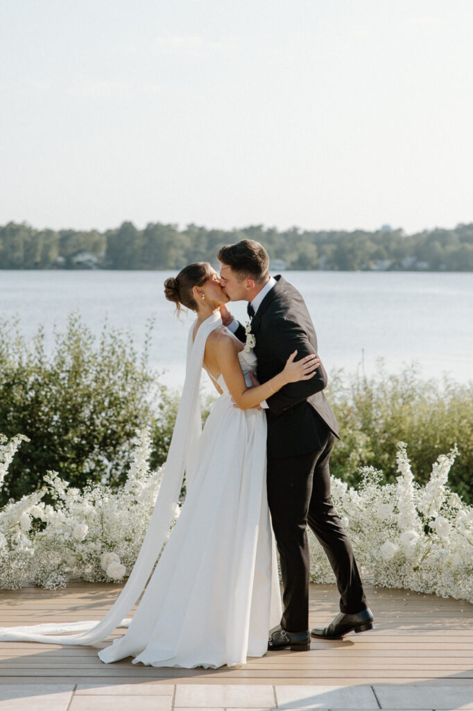 The Lakehouse | Waterfront Ceremony | Melody Pilling Photography
