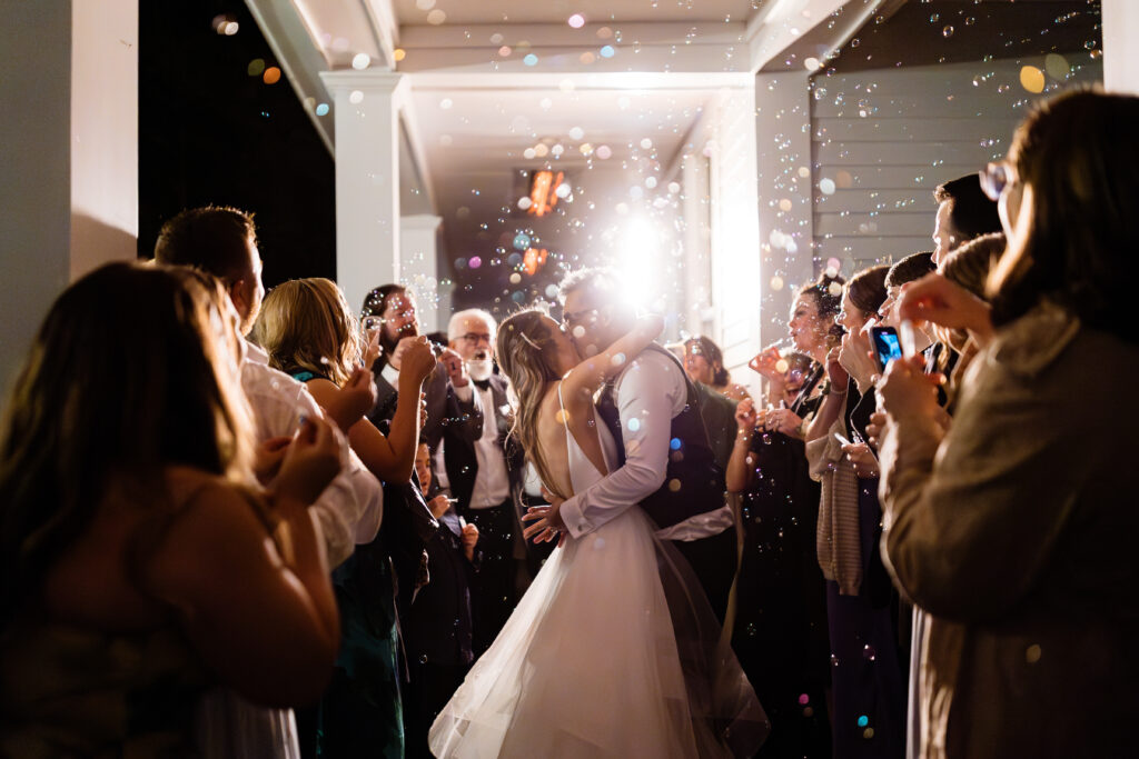 Saphire Estate | Bubble Send Off | Melissa Robotti Photography