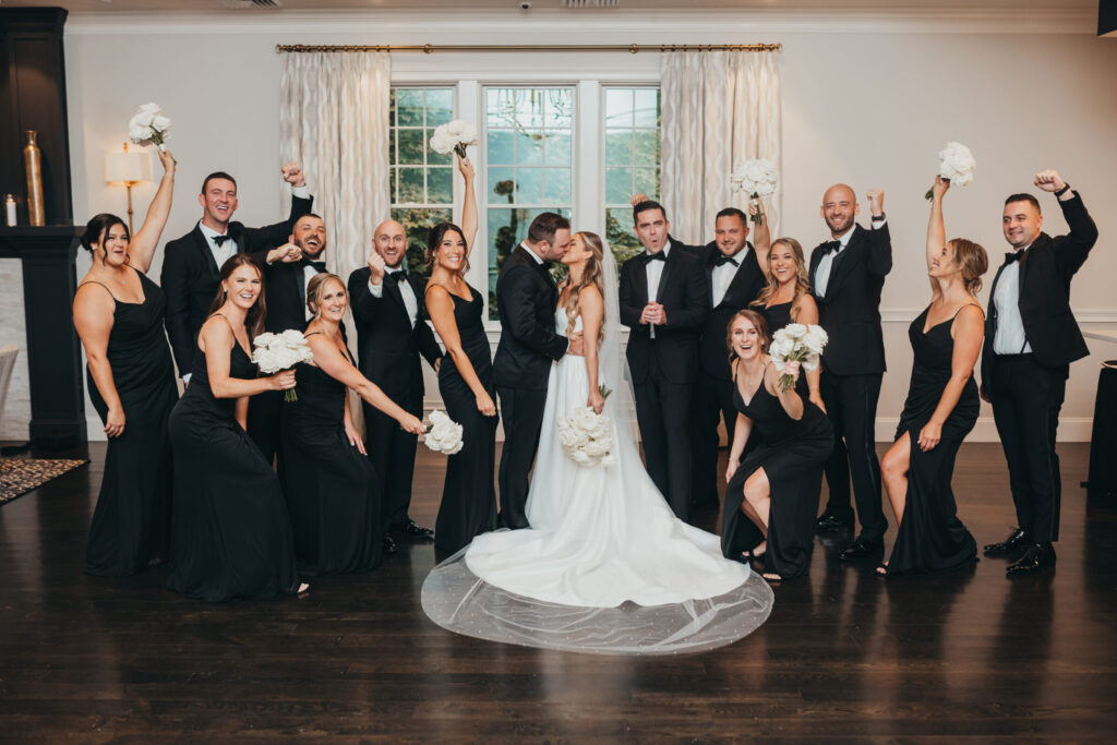 Saphire Estate | Cocktail Lounge | Melissa Ortendahl Photography