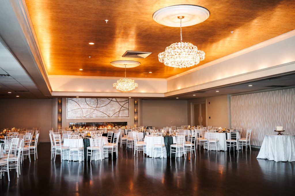 The Villa – Grand Ballroom | Authentically Linds Photography