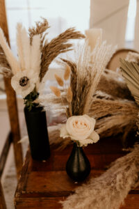 Neutral Dried Grasses and Florals Centerpieces 