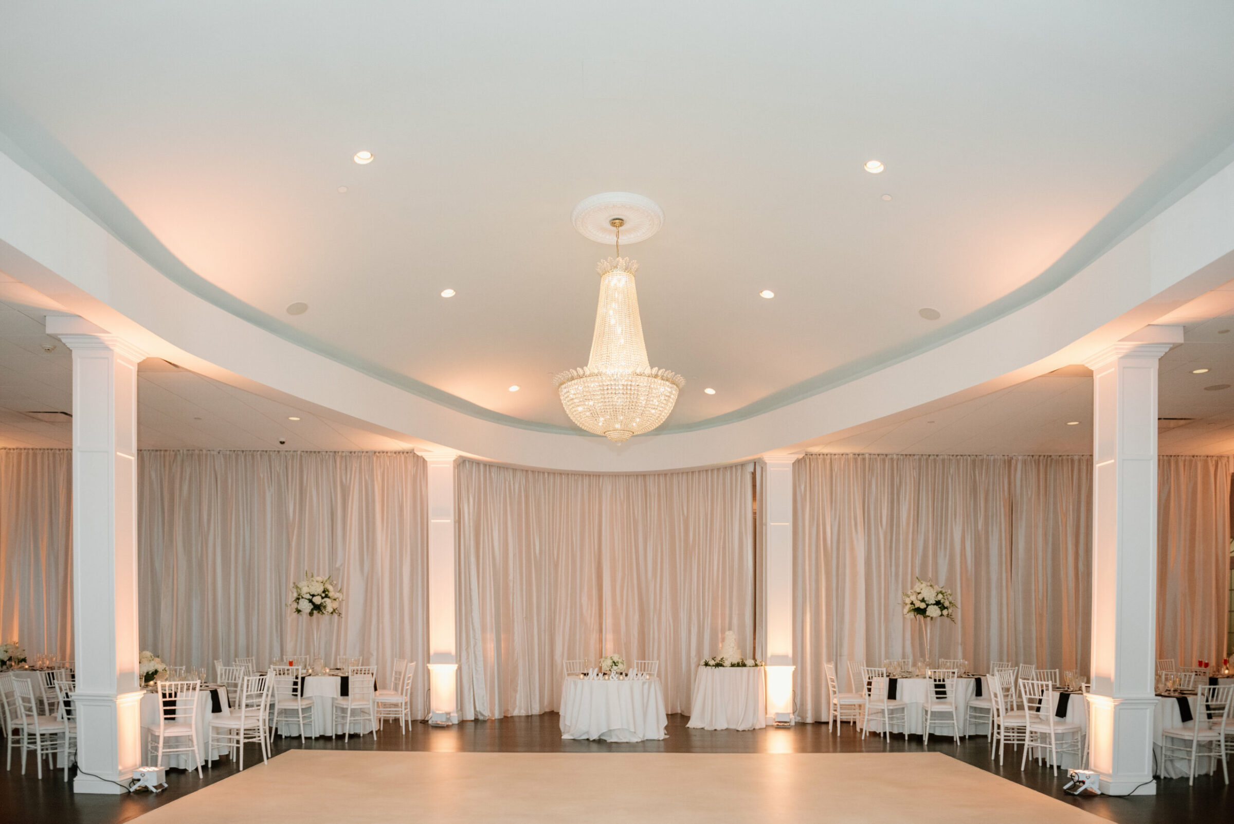 Full service wedding venue The Avenir Ballroom