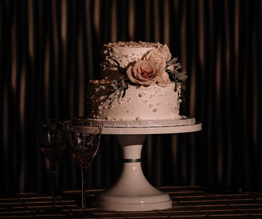 dusty pink and mocha wedding cake design