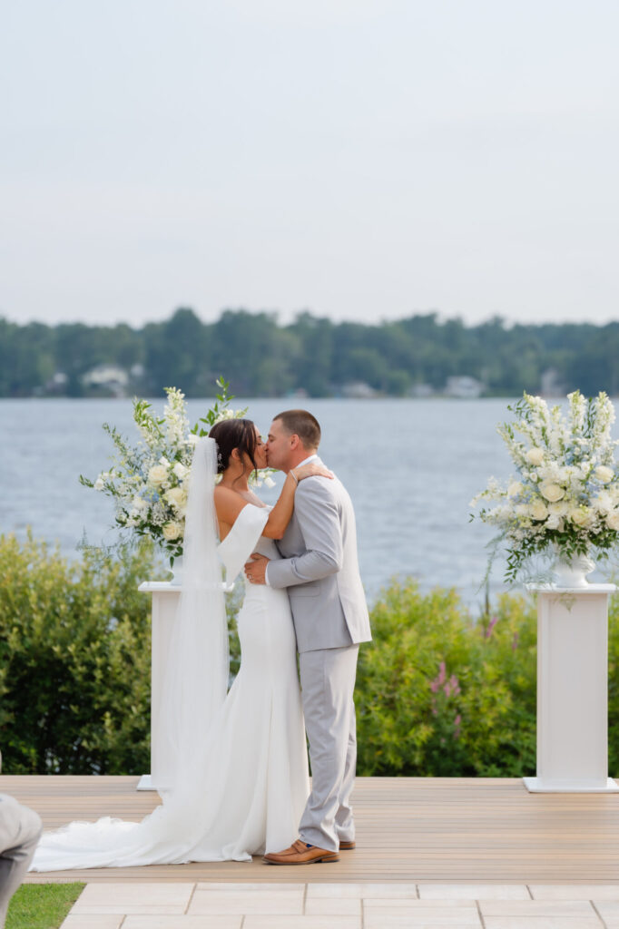 First Kiss | Bella Gavini Photography