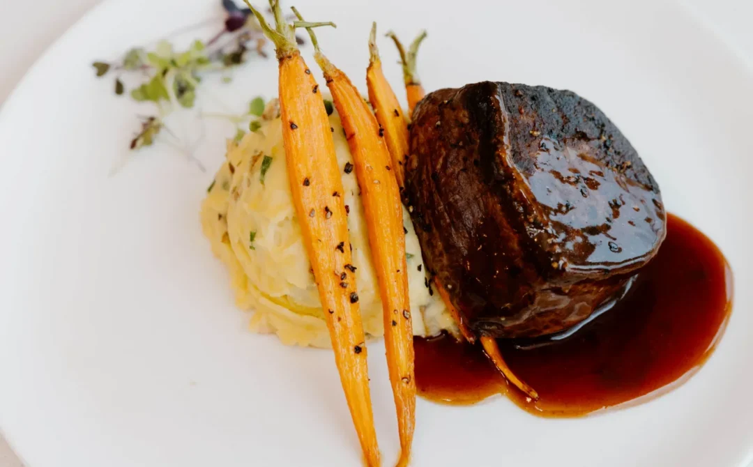 Saphire Event Group | Filet Mignon served with roasted carrots and mashed potatoes
